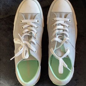 Low top Converse